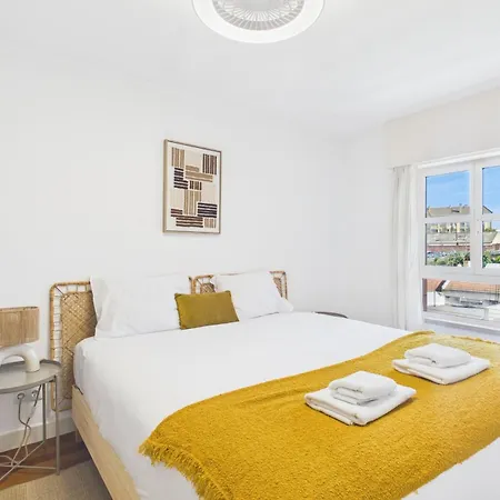 Apartamento Renovated 1br Elevator, Balcony & Parking - Alfama | By Airnest